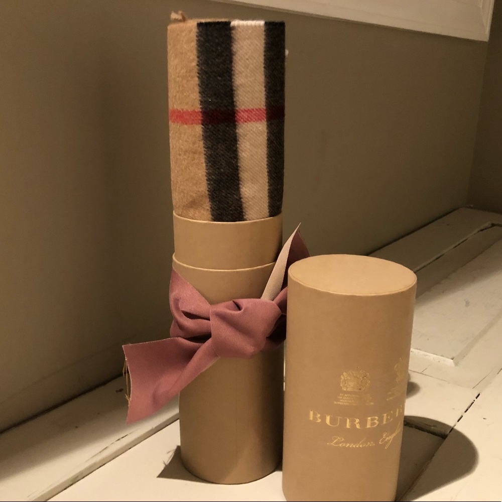 Burberry Classic Check Cashmere Scarf